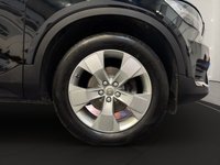 USED 2022 22 VOLVO XC40 1.5 T3 Momentum SUV 5dr Petrol Manual Euro 6 (s/s) (163 ps) 