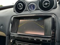 USED 2012 07 JAGUAR XJ 3.0d V6 Portfolio Saloon 4dr Diesel Auto Euro 5 (LWB) (275 ps) 