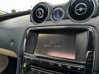 USED 2012 07 JAGUAR XJ 3.0d V6 Portfolio Saloon 4dr Diesel Auto Euro 5 (LWB) (275 ps) 
