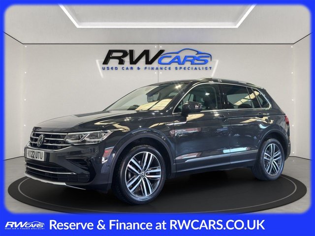 2022 VOLKSWAGEN TIGUAN