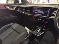 USED 2022 72 AUDI Q4 E-TRON 40 S line SUV 5dr Electric Auto 82kWh (204 ps) 
