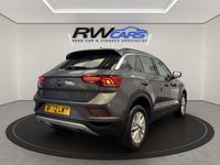 USED 2022 72 VOLKSWAGEN T-ROC 1.5 TSI Life SUV 5dr Petrol Manual Euro 6 (s/s) (150 ps) 