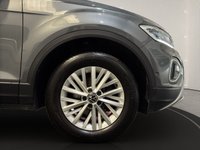 USED 2022 72 VOLKSWAGEN T-ROC 1.5 TSI Life SUV 5dr Petrol Manual Euro 6 (s/s) (150 ps) 