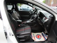 USED 2022 22 RENAULT CAPTUR 1.6 E-TECH RS Line SUV 5dr Petrol Hybrid Auto Euro 6 (s/s) (145 ps) 
