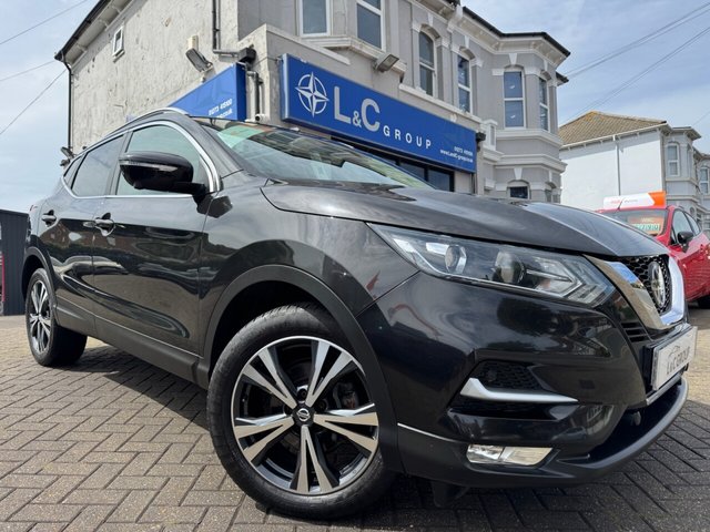 View our NISSAN QASHQAI