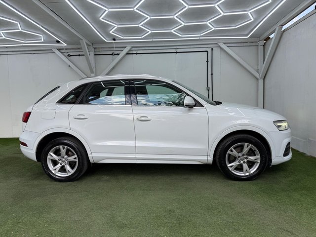 View our AUDI Q3
