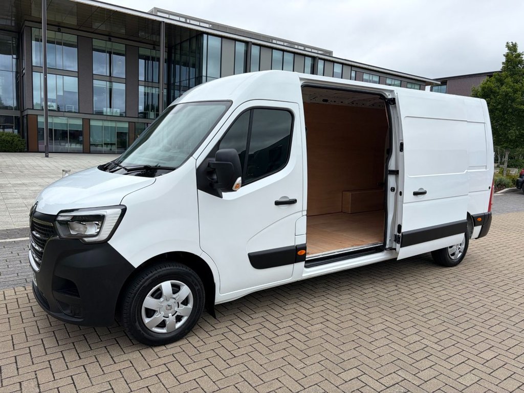 USED 2022 72 RENAULT MASTER 35 BUSINESS PLUS 2.3DCi EU6 LWB MEDIUM ROOF FWD 135ps AIRCON*E/PACK*BLUETOOTH* 
