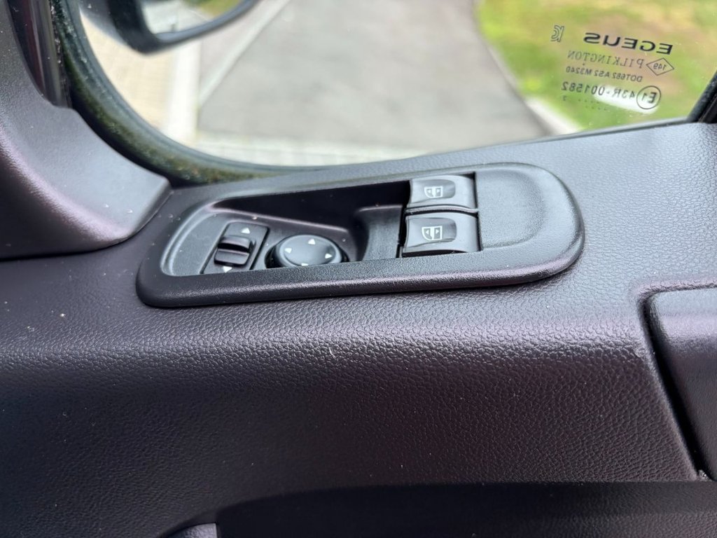 USED 2022 72 RENAULT MASTER 35 BUSINESS PLUS 2.3DCi EU6 LWB MEDIUM ROOF FWD 135ps AIRCON*E/PACK*BLUETOOTH* 
