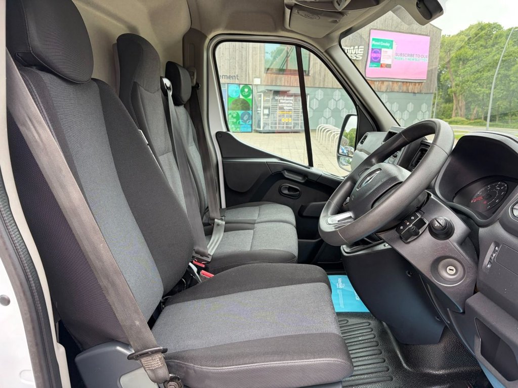 USED 2022 72 RENAULT MASTER 35 BUSINESS PLUS 2.3DCi EU6 LWB MEDIUM ROOF FWD 135ps AIRCON*E/PACK*BLUETOOTH* 