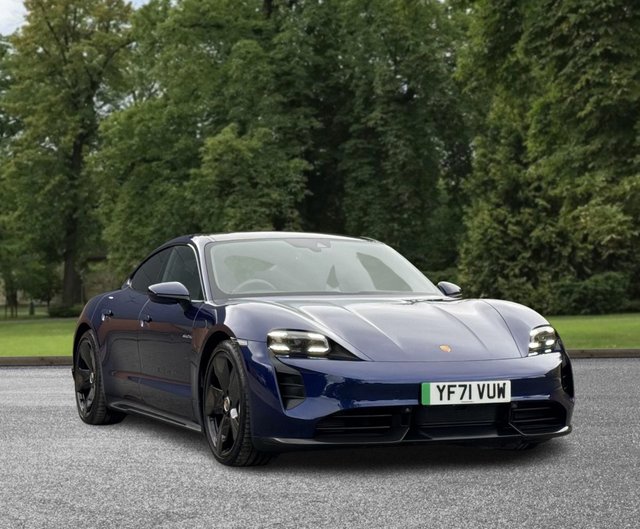 2021 PORSCHE TAYCAN