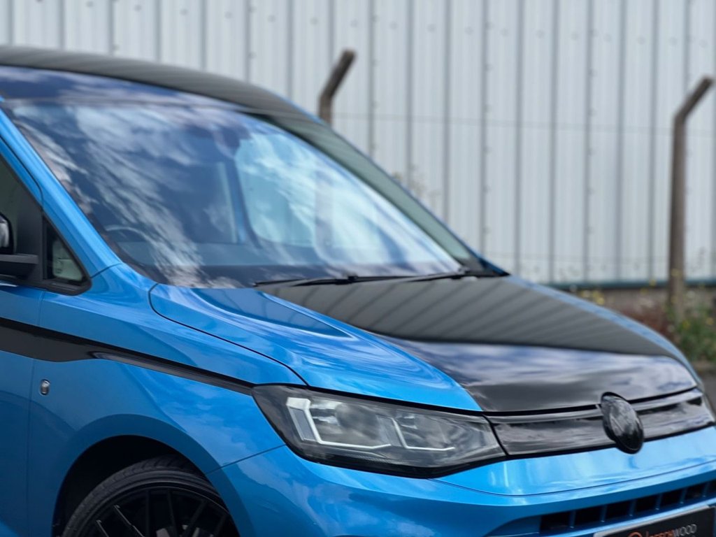USED 2021 21 VOLKSWAGEN CADDY 2.0 TDI C20 Commerce Plus Panel Van 5dr Diesel Manual SWB Euro 6 (s/s) (122 ps) *BRAND NEW 19" WHEELS & TYRES*