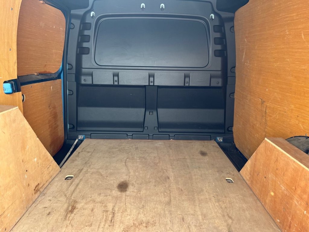 USED 2021 21 VOLKSWAGEN CADDY 2.0 TDI C20 Commerce Plus Panel Van 5dr Diesel Manual SWB Euro 6 (s/s) (122 ps) *BRAND NEW 19" WHEELS & TYRES*