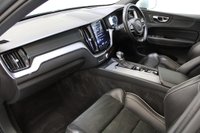 USED 2019 19 VOLVO XC60 2.0 D5 PowerPulse R-Design Pro Auto AWD Euro 6 (s/s) 5dr 