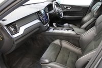 USED 2019 19 VOLVO XC60 2.0 D5 PowerPulse R-Design Pro Auto AWD Euro 6 (s/s) 5dr 