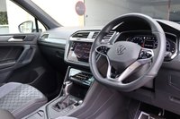 USED 2024 24 VOLKSWAGEN TIGUAN 1.5 TSI R-LINE EDITION 1 OWNER REAR CAMERA MAXTON KIT 20"s