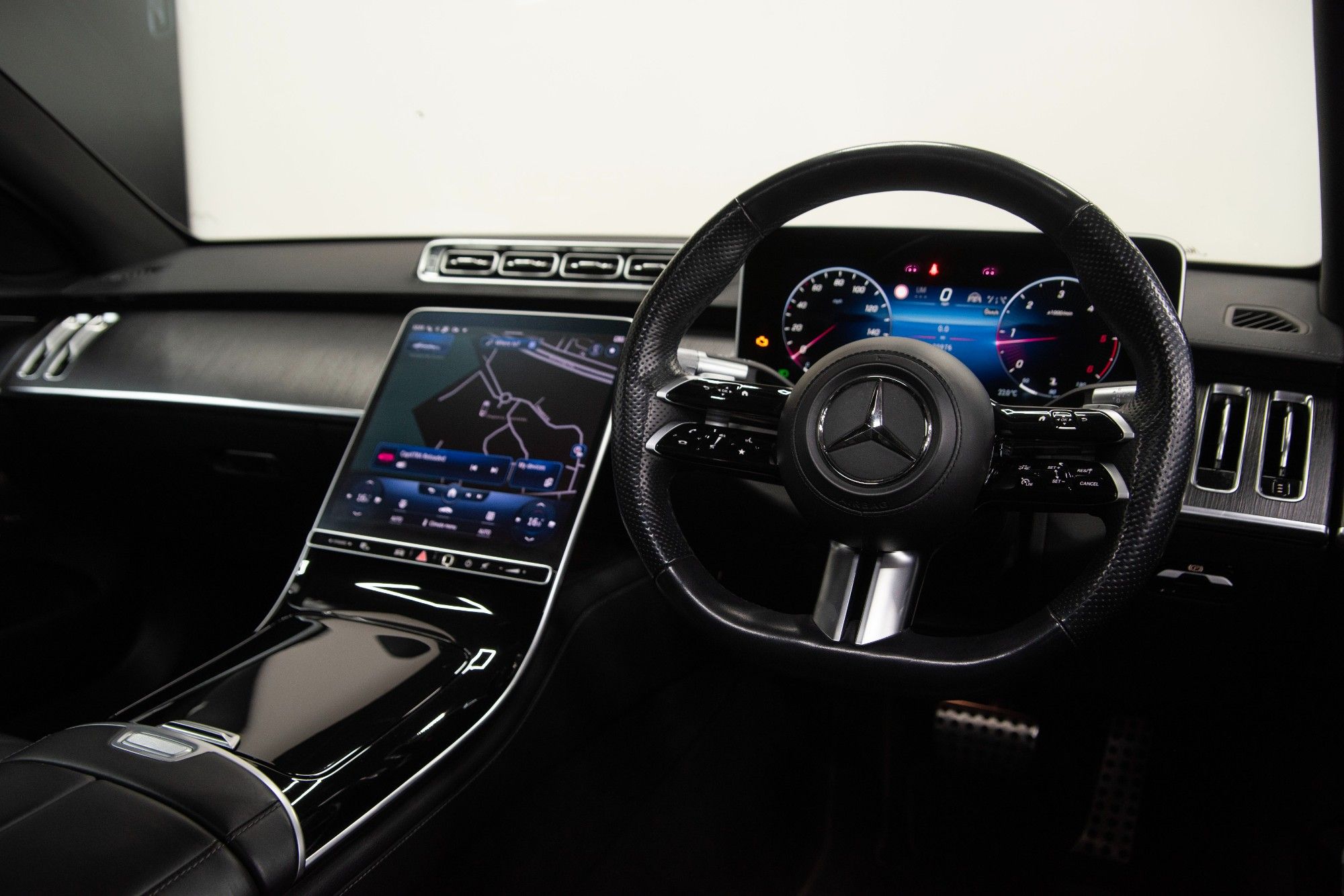 USED 2022 22 MERCEDES-BENZ S-CLASS 2.9 S400Ld AMG Line (Premium Plus, Executive) Saloon 4dr Diesel G-Tronic+ 4MATIC Euro 6 (s/s) (330 ps) 