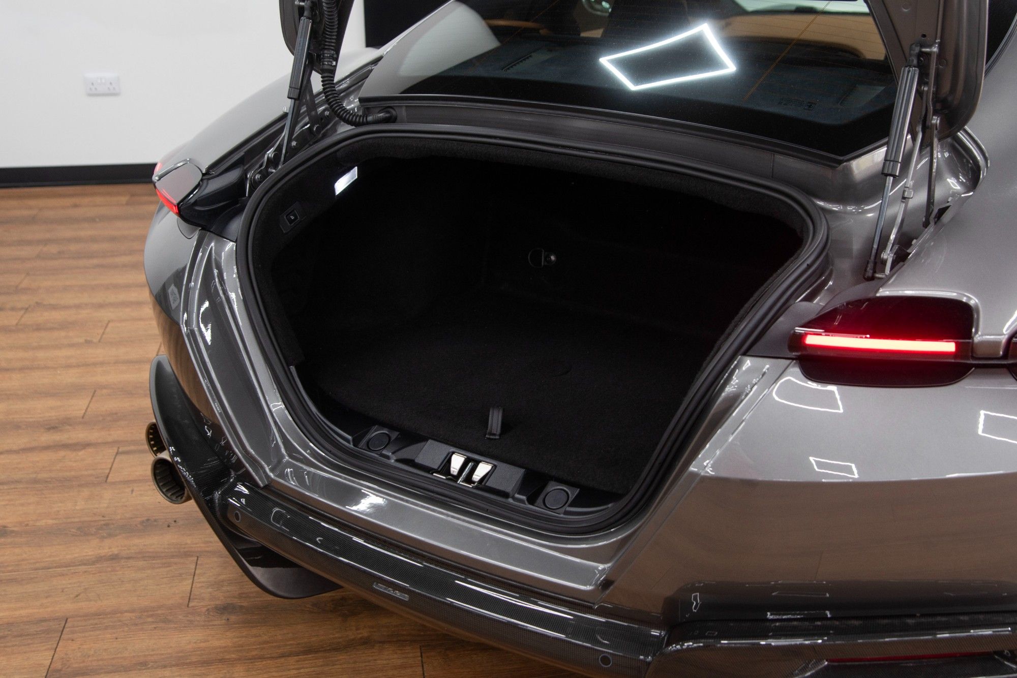 USED 2021 F FERRARI ROMA 3.8T V8 