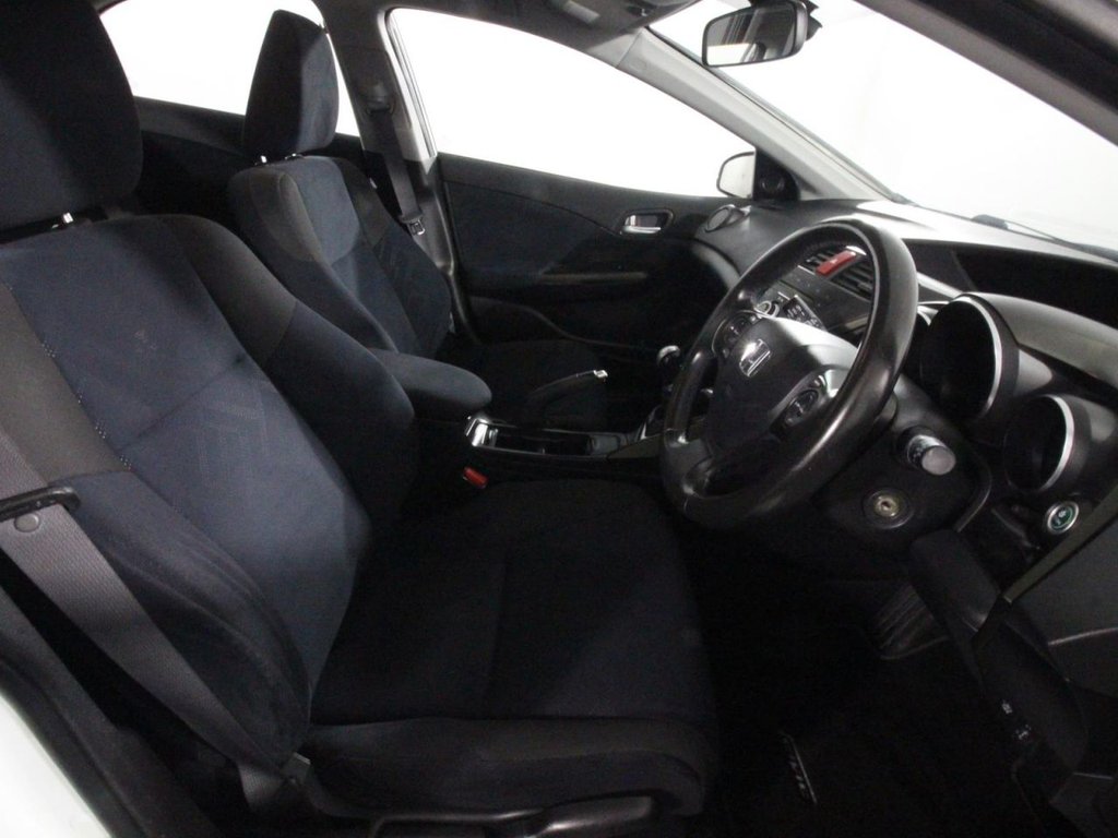 USED 2013 13 HONDA CIVIC 1.8 i-VTEC ES Hatchback 5dr Petrol Manual Euro 5 (s/s) (142 ps) 