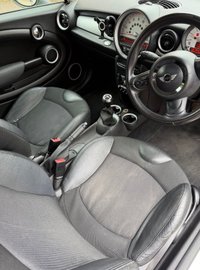 USED 2010 60 MINI HATCH 1.6 Cooper D Hatchback 3dr Diesel Manual Euro 5 (s/s) (112 ps) Hatchback