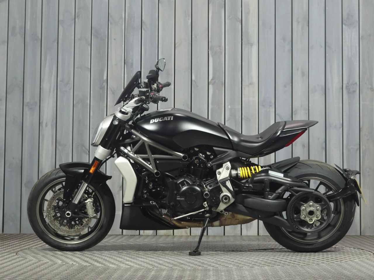 DUCATI XDIAVEL