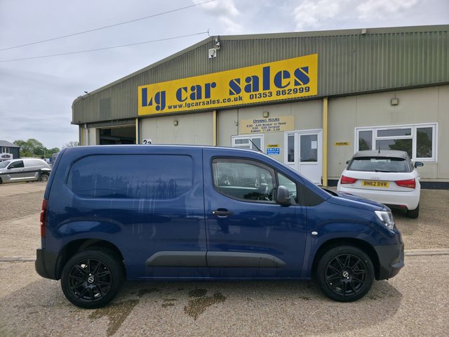 View our VAUXHALL COMBO
