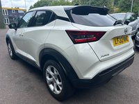 USED 2022 22 NISSAN JUKE 1.0 DIG-T N-Connecta SUV 5dr Petrol DCT Auto Euro 6 (s/s) (114 ps) HIGH SPEC LOW MILEAGE MAIN DEALER SERVICED +NAVIGATION - REVERSE PARKING CAMERA -APPLE CARPLAY/ANDROID +-ONE OWNER
