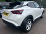 USED 2022 22 NISSAN JUKE 1.0 DIG-T N-Connecta SUV 5dr Petrol DCT Auto Euro 6 (s/s) (114 ps) HIGH SPEC LOW MILEAGE MAIN DEALER SERVICED +NAVIGATION - REVERSE PARKING CAMERA -APPLE CARPLAY/ANDROID +-ONE OWNER