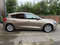 USED 2019 19 FORD FOCUS 1.0T EcoBoost Titanium Hatchback 5dr Petrol Manual Euro 6 (s/s) (125 ps) SAT NAV, BLUETOOTH & DAB RADIO