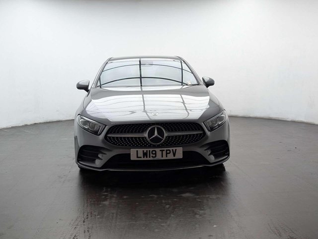 USED 2019 19 MERCEDES-BENZ A-CLASS 1.3 A 200 AMG Line Executive Auto 5dr CLICK+COLLECT / HOME DELIVERY