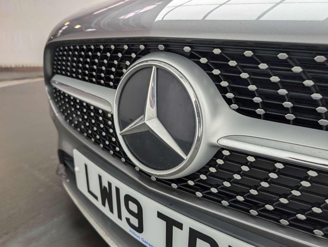 USED 2019 19 MERCEDES-BENZ A-CLASS 1.3 A 200 AMG Line Executive Auto 5dr CLICK+COLLECT / HOME DELIVERY