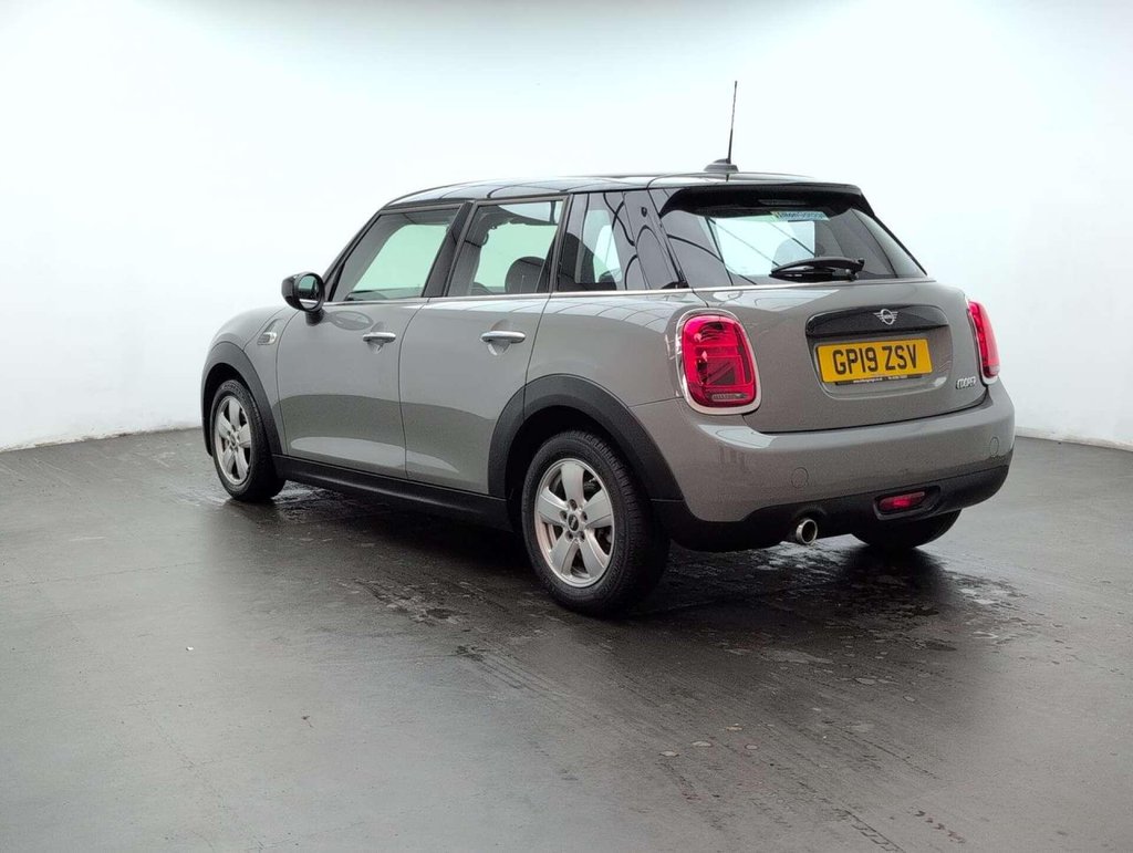 Used 2019 19 MINI HATCH 1.5 Cooper Classic Auto 5dr CLICK+COLLECT / HOME DELIVERY