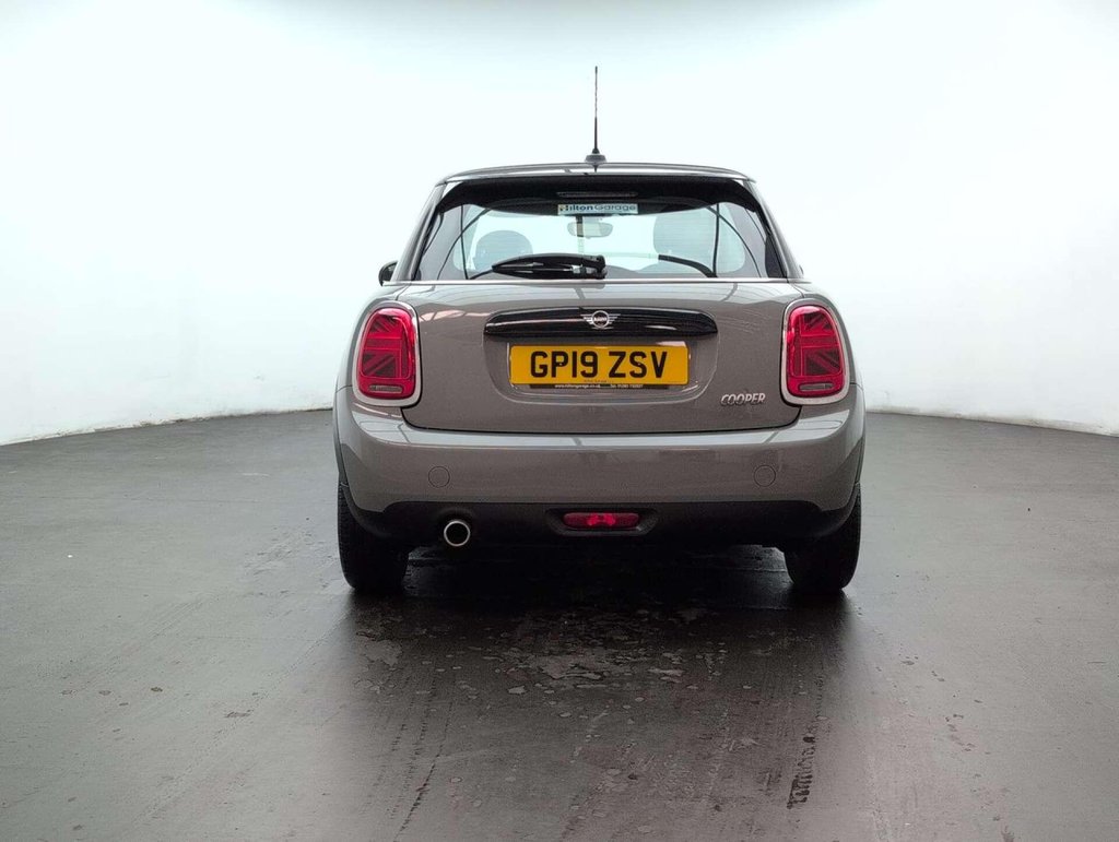 Used 2019 19 MINI HATCH 1.5 Cooper Classic Auto 5dr CLICK+COLLECT / HOME DELIVERY