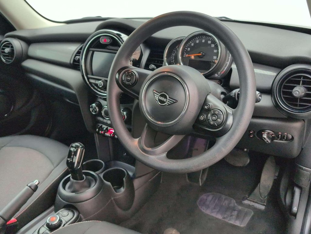 Used 2019 19 MINI HATCH 1.5 Cooper Classic Auto 5dr CLICK+COLLECT / HOME DELIVERY