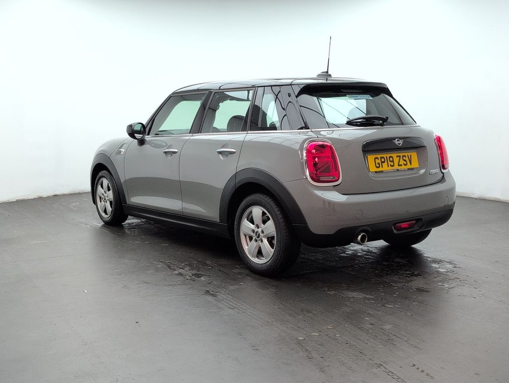 Used 2019 19 MINI HATCH 1.5 Cooper Classic Auto 5dr CLICK+COLLECT / HOME DELIVERY