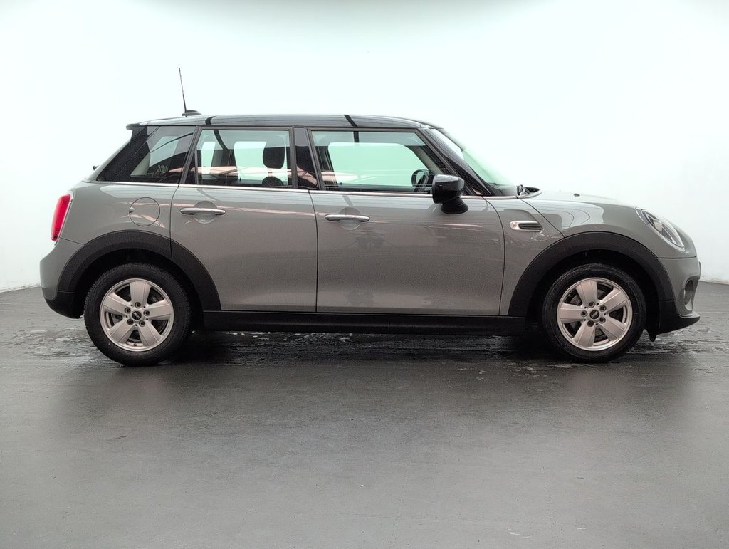 Used 2019 19 MINI HATCH 1.5 Cooper Classic Auto 5dr CLICK+COLLECT / HOME DELIVERY