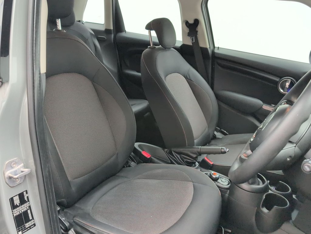 Used 2019 19 MINI HATCH 1.5 Cooper Classic Auto 5dr CLICK+COLLECT / HOME DELIVERY