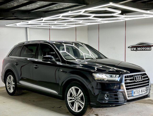 View our Audi Q7 3.0 TDI V6 S line SUV 5dr Diesel Tiptronic quattro Euro 6 (s/s) (272 ps)