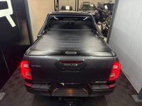 USED 2021 02 TOYOTA HI-LUX 2.8 D-4D Invincible X Pickup Double Cab 4dr Diesel Auto 4WD Euro 6 (s/s) (204 ps) 