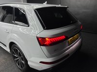 USED 2022 22 AUDI Q7 3.0 TDI V6 45 Black Edition SUV 5dr Diesel Tiptronic quattro Euro 6 (s/s) (231 ps) 7 SEATS + CARPLAY/ANDROID AUTO