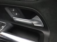 USED 2021 21 MERCEDES-BENZ GLA-CLASS 2.0 GLA200d AMG Line (Premium) SUV 5dr Diesel 8G-DCT Euro 6 (s/s) (150 ps) MIRROR PACK | LIGHT+SIGHT PACK