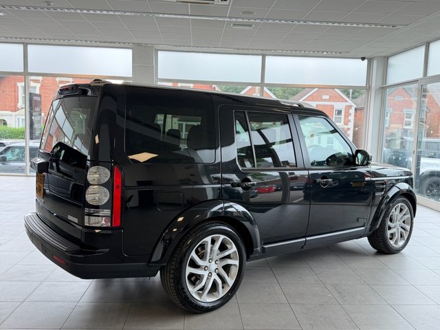 View our LAND ROVER DISCOVERY 4