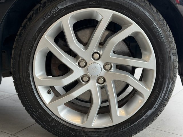 View our LAND ROVER DISCOVERY 4