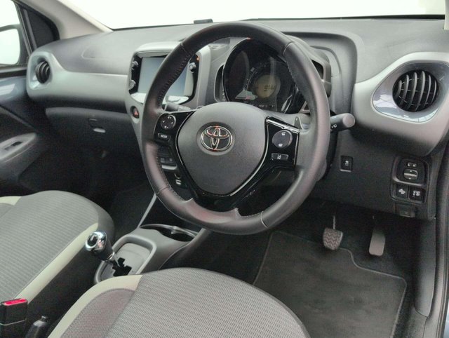 USED 2021 21 TOYOTA AYGO 1.0 Aygo X-Trend TSS VVT-i CVT 5dr CLICK+COLLECT / HOME DELIVERY