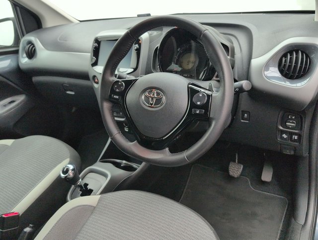 USED 2021 21 TOYOTA AYGO 1.0 Aygo X-Trend TSS VVT-i CVT 5dr CLICK+COLLECT / HOME DELIVERY