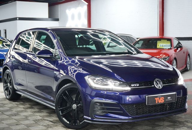 View our VOLKSWAGEN GOLF