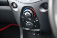 USED 2014 64 TOYOTA AYGO 1.0 VVT-i x Hatchback 5dr Petrol Manual Euro 5 Euro 5 (68 ps) Great Condition! Low Mileage