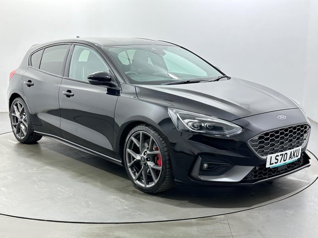 View our Ford Focus range