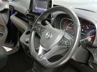 USED 2022 72 VAUXHALL COMBO LIFE 1.2 Turbo SE XL MPV 5dr Petrol Auto Euro 6 (s/s) (7 Seat) (130 ps) 7 SEATS CARPLAY PARKING CAMERA CRUISE CONTROL PARKING SENSORS 1 OWNER EXCELLENT SERVICE HISTORY WARRANTY