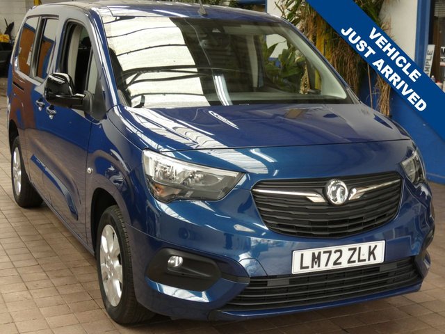 View our Vauxhall Combo Life 1.2 Turbo SE XL MPV 5dr Petrol Auto Euro 6 (s/s) (7 Seat) (130 ps)