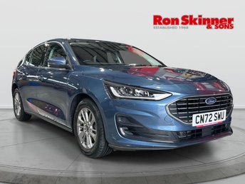 2023 FORD FOCUS}